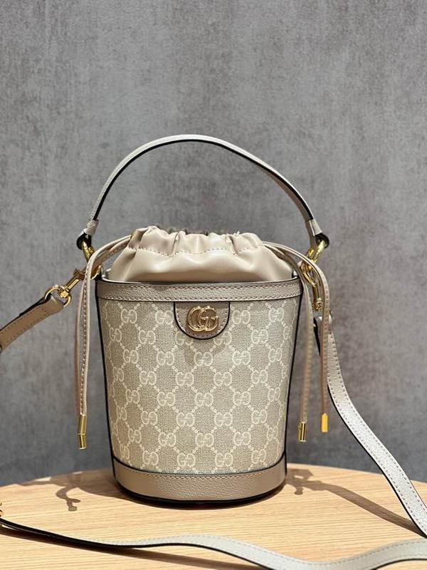 Gucci Handbags 262